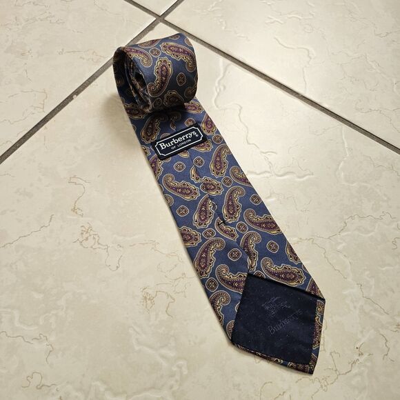Vintage Burberrys Of London 100% Silk Paisley Tie Rare Pre-Name Change - Picture 7 of 7